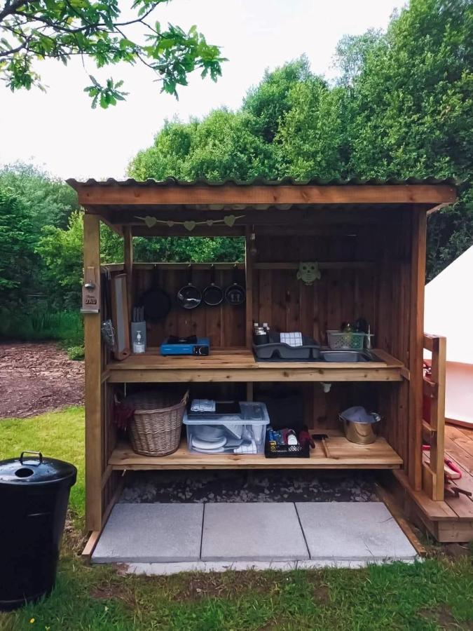 Route 47 Glamping Bell Tents Cross Hands Extérieur photo